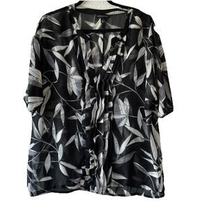 Banana Republic Sheer Short Sleeve Blouse Leaf Pattern Black Women’s Size Large